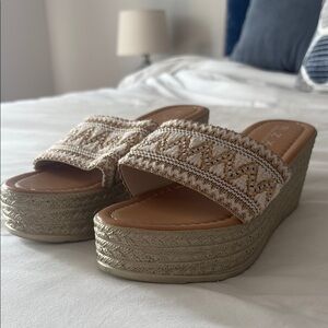 Stylish Beige Wedge Sandals